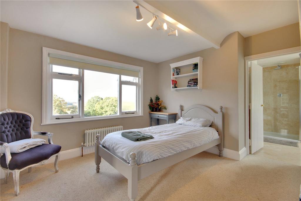 Bedroom 8/Reception