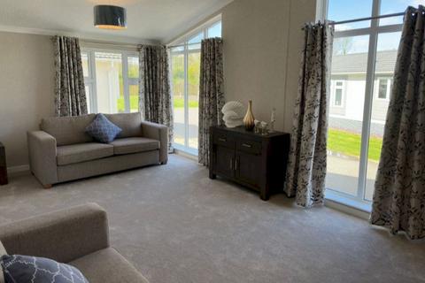 2 bedroom lodge for sale, Willow Park, , Station Road WR11