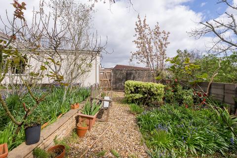 154 Beaufort Road, St George, Bristol, BS5 8JE