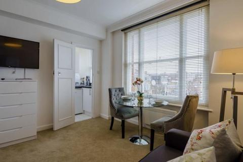 Studio to rent, 39 Hill Street,39 Hill Street,London