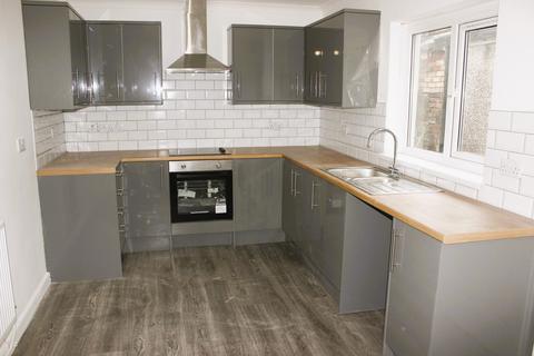 4 bedroom terraced house to rent, Neath Road, Swansea, West Glamorgan, SA1