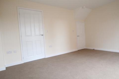 3 bedroom semi-detached house to rent, Hartnup Street, The Parks, Liverpool L5