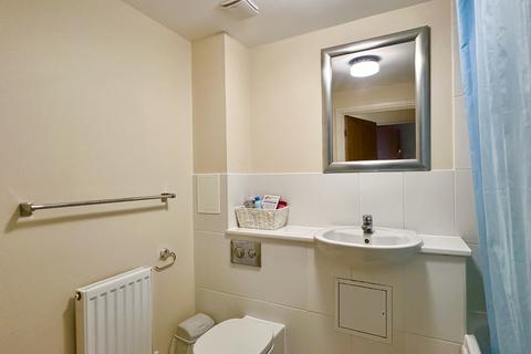 2 bedroom flat for sale, Willesborough, TN24
