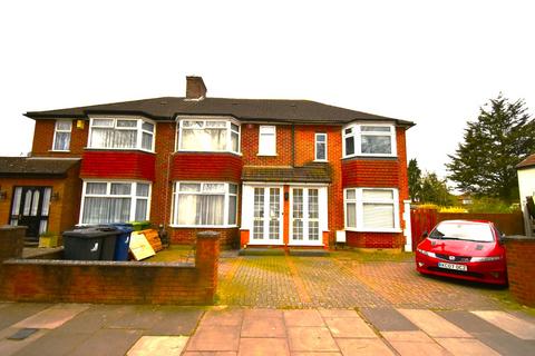 3 bedroom terraced house for sale, Whitton Avenue East, Greenford UB6