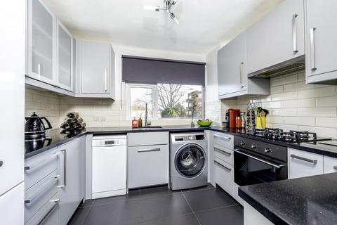 2 bedroom apartment to rent, Cranes Park, Surbiton KT5