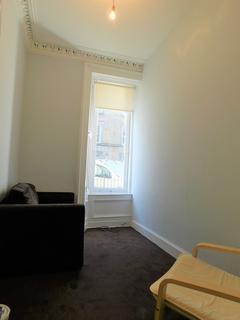 3 bedroom flat to rent, 5, Downfield Place, Edinburgh, EH11 2EH