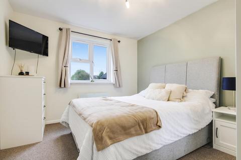 2 bedroom ground floor flat for sale, Hollowtree Court, Barnstaple EX32