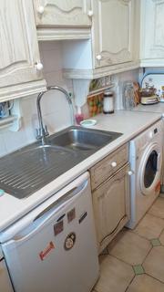 2 bedroom flat for sale, Withy House, Globe Road, London, E1