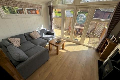 2 bedroom static caravan for sale, 25 The Brambles, Chudleigh TQ13