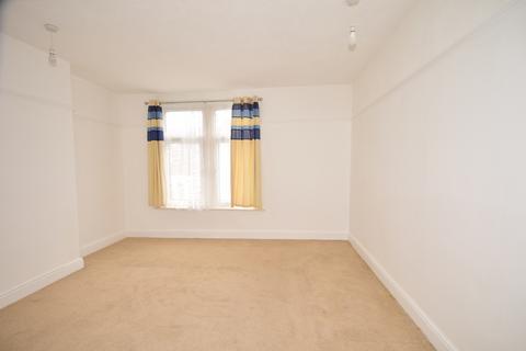 3 bedroom terraced house to rent, Queens Road Portsmouth PO2