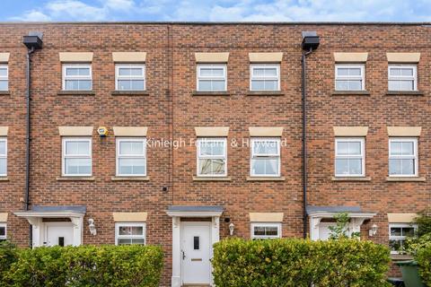 3 bedroom terraced house for sale, Gardenia Road, Bickley