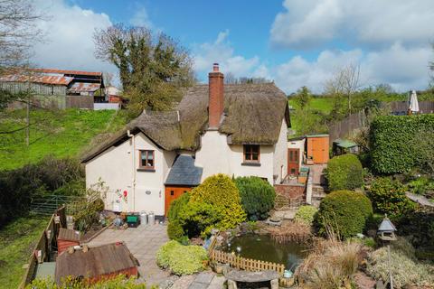 2 bedroom detached house for sale, Knowle, Crediton, EX17