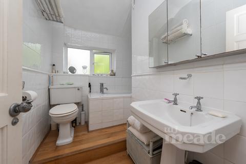 3 bedroom terraced house for sale, Endlebury Road, Chingford, E4