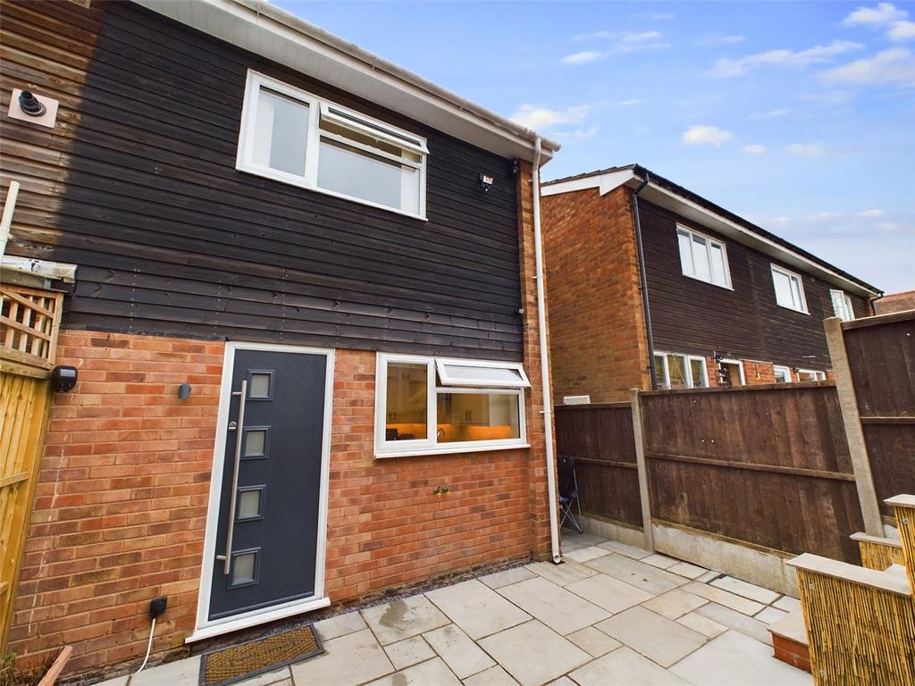 Newtown Road, Worcester... 2 bed end of terrace house for sale £210,000