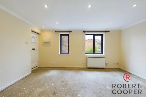 8 Abercorn Grove, Ruislip, HA4 7YP