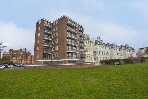 2 bedroom apartment for sale, Clifton Crescent, Folkestone, CT20