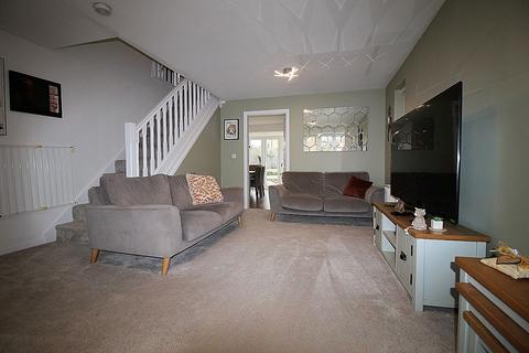 2 Friends Close, Thurcroft, Rotherham, S66 9FB