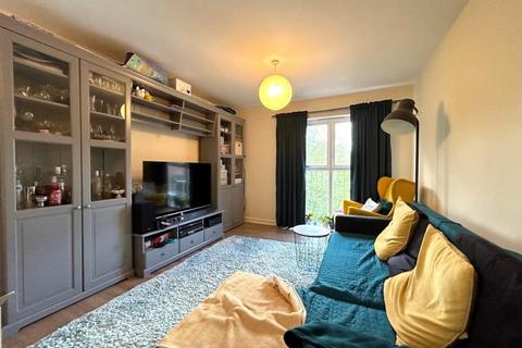 2 bedroom apartment to rent, Millward Drive, Fenny Stratford