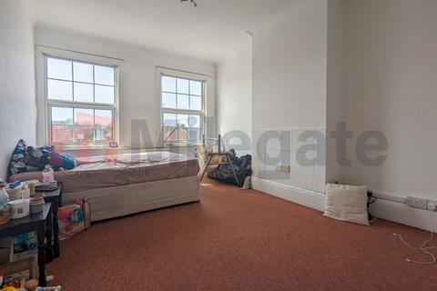 1 bedroom flat to rent, Uxbridge Road, Uxbridge UB10