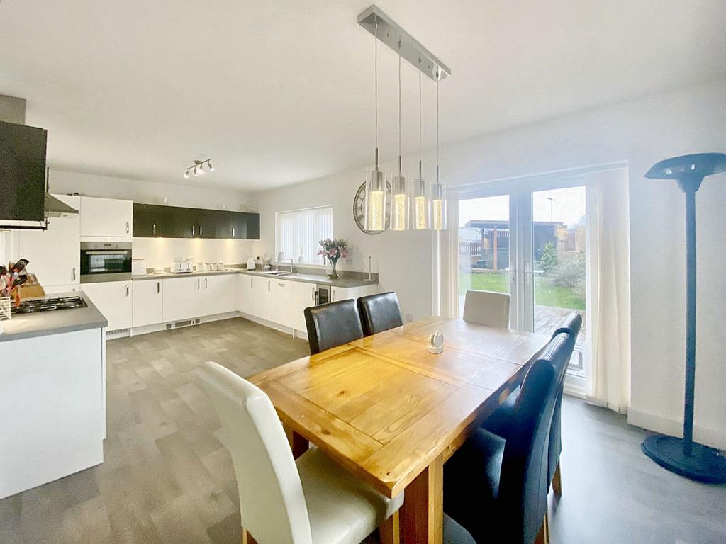 Another Kitchen Image