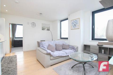 1 bedroom flat to rent, Aldenham Road, Bushey
