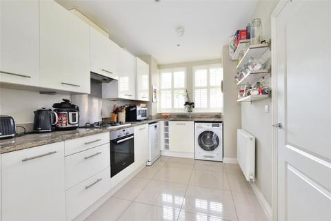 3 bedroom semi-detached house for sale, Lindo Close, Chesham, HP5