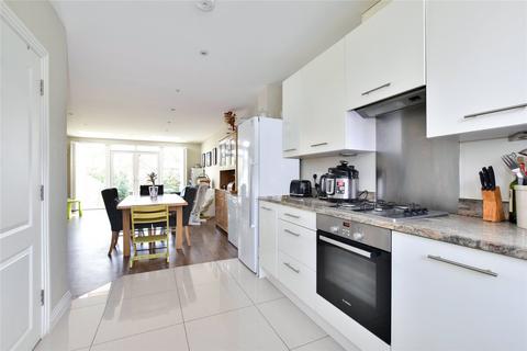 3 bedroom semi-detached house for sale, Lindo Close, Chesham, HP5