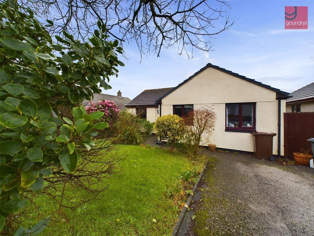 Henley Drive, Mount Hawke, Truro 3 bed detached bungalow - £340,000