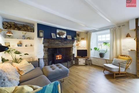 Green Lawns Fore Street, Mount Hawke, Truro, TR4 8DR
