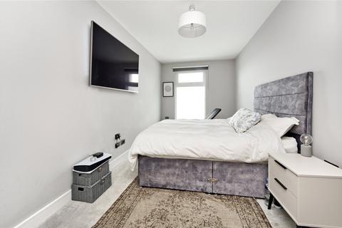 3 bedroom penthouse for sale, Kilburn Lane, London, W10