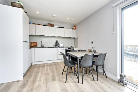 3 bedroom penthouse for sale, Kilburn Lane, London, W10