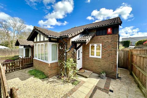 2 bedroom bungalow for sale, Stratford Place, Lymington, Hampshire, SO41