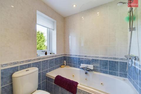 10 Tregease Road, St Agnes, TR5 0SL