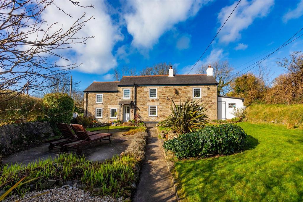 Wheal Rose, Scorrier, Redruth 5 bed detached house for sale £500,000