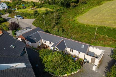 5 bedroom detached house for sale, Higher Ninnis, Redruth
