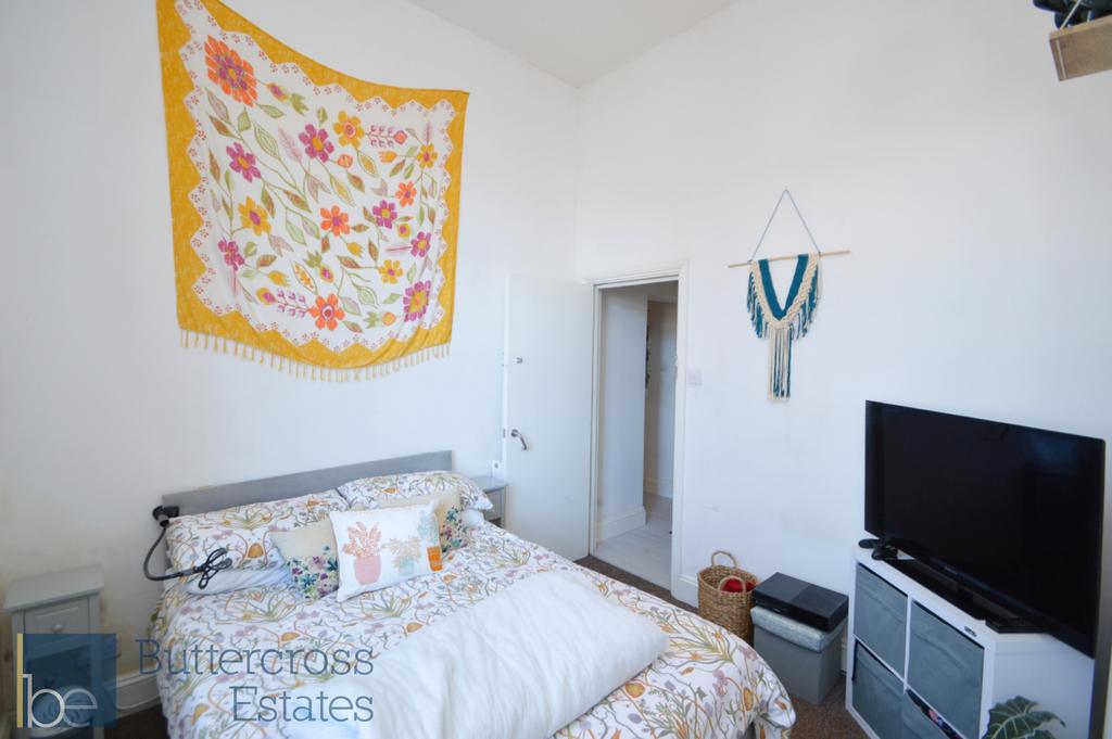 Bedroom 1 (6)