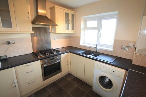 2 bedroom flat to rent, Lichfield Road, Wolverhampton WV11