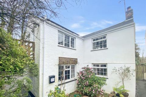 3 Carnon Valley, Carnon Downs, Truro, TR3 6LG
