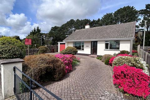 2 bedroom detached bungalow for sale, Gloweth View, Truro
