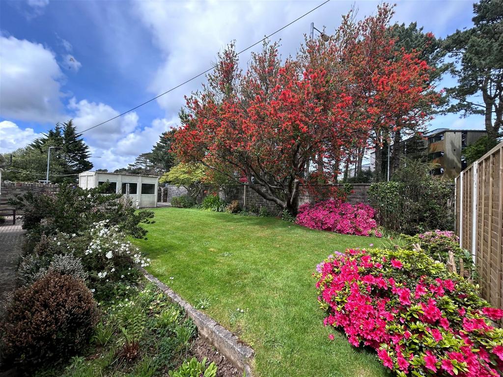 Gloweth View, Truro 2 bed detached bungalow for sale £350,000
