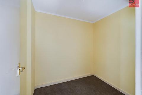 104 Eglos Road, Shortlanesend, Truro, TR4 9DR
