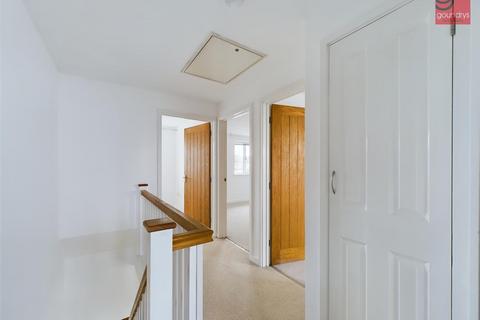 28a Northey Close, Shortlanesend, Truro, TR4 9DA
