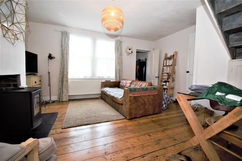 3 bedroom terraced house for sale, Simons Road, Sherborne, Dorset - No Onward Chain