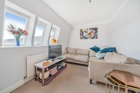 3 bedroom flat for sale, Stanmore,  Middlesex,  HA8