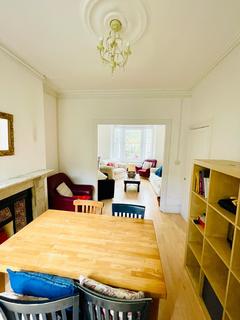 5 bedroom terraced house for sale, Narford Road, London E5