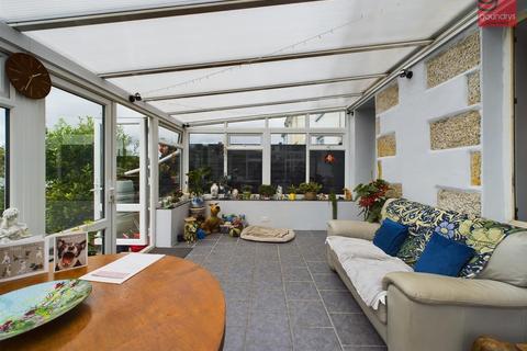 3 bedroom terraced house for sale, Pengellys Row, Tuckingmill, Camborne