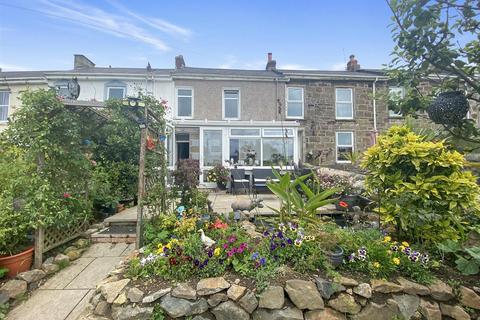 4 Pengellys Row, Tuckingmill, Camborne, TR14 8QT