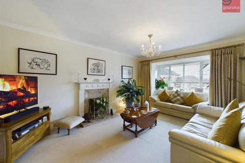 4 Bishop Temple Road, Truro, TR1 1YP