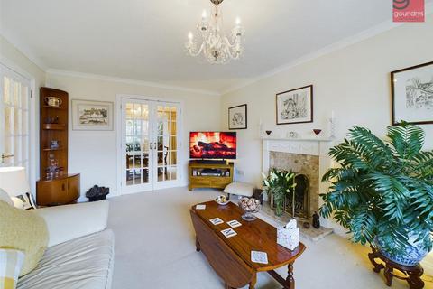 4 Bishop Temple Road, Truro, TR1 1YP