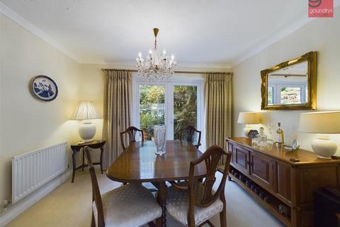 4 Bishop Temple Road, Truro, TR1 1YP
